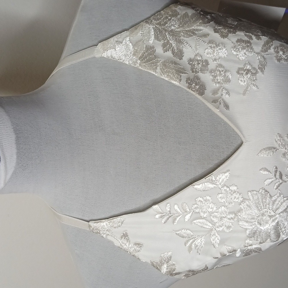 BCX  white floral lace dress size 3 - Picture 3 of 15